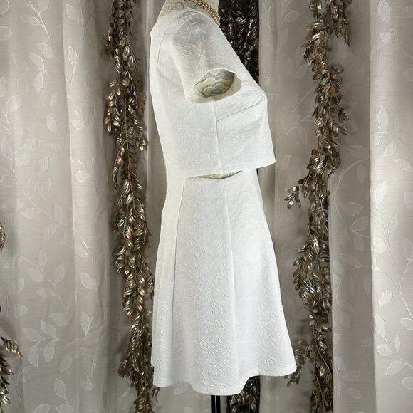 Hem & Thread White Jacquard Textured Fit & Flare Dress side Cutouts Small - Picture 4 of 14